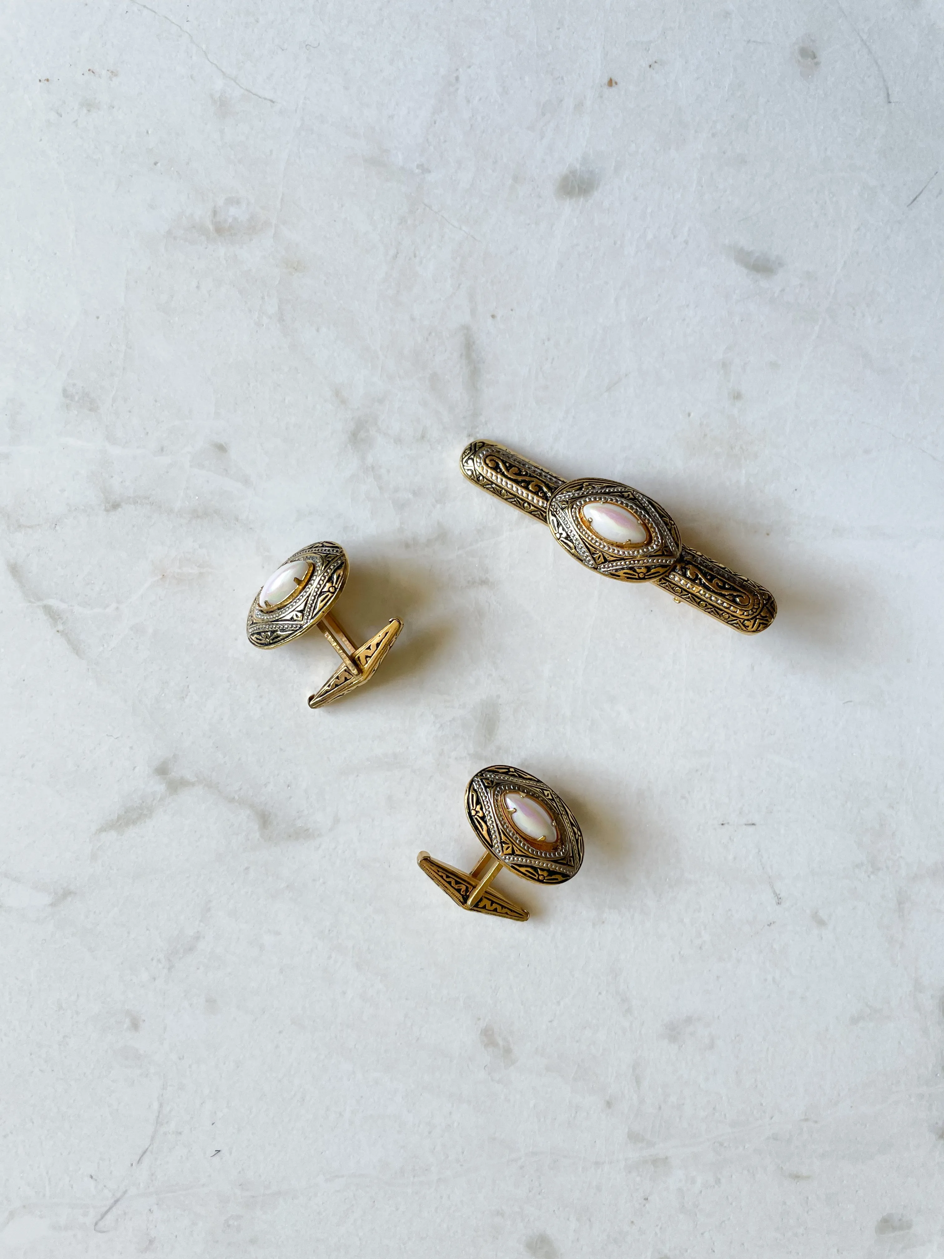 Antique Romantic Brass with Stone Cufflink Set