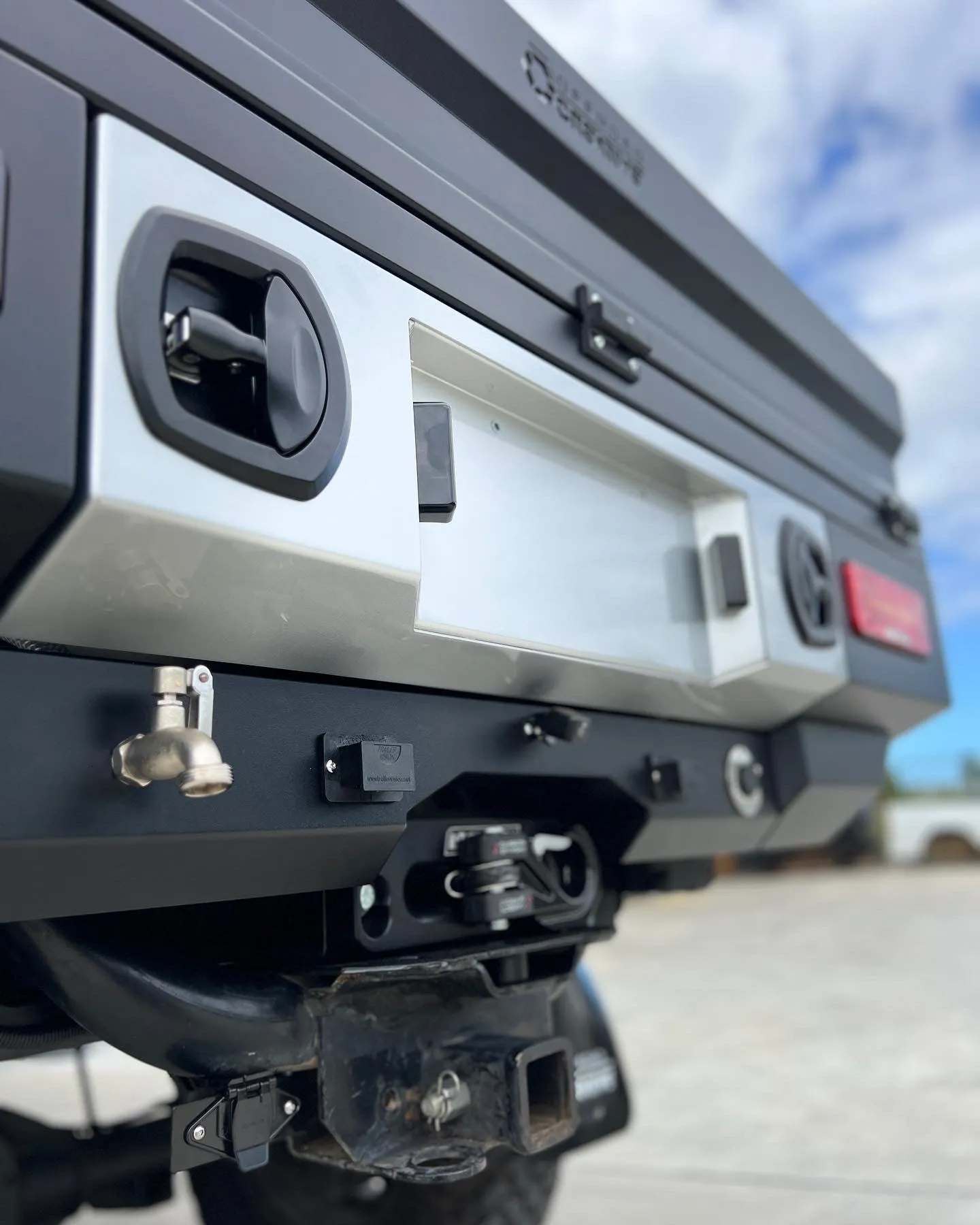 Offroad Creative Tray Design